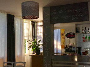 Отель Alice Hotel  Червиа